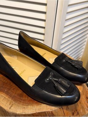 Black Tassel Loafers - Women's Classic Slip-On